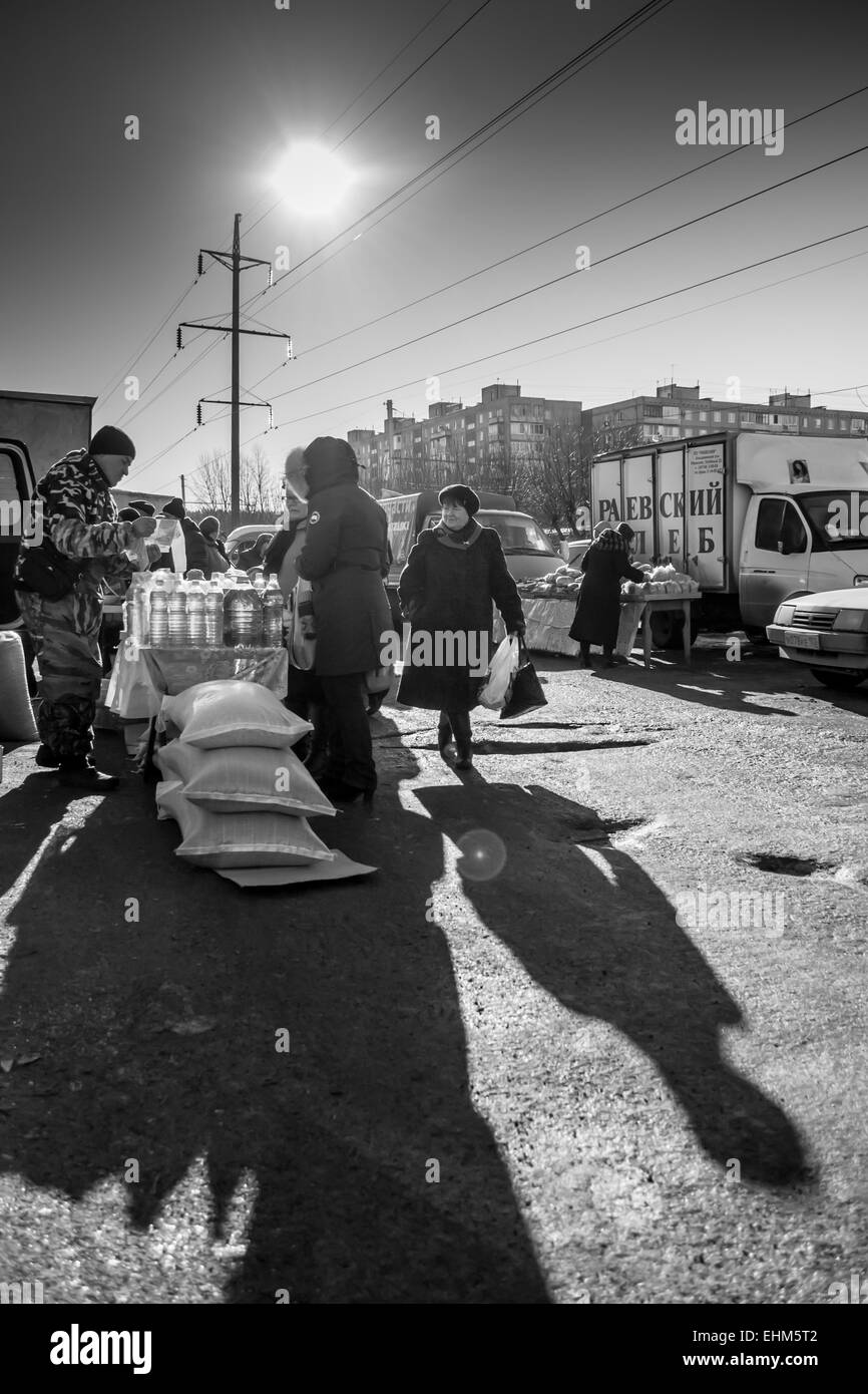 Sunflower oil market Black and White Stock Photos & Images Alamy