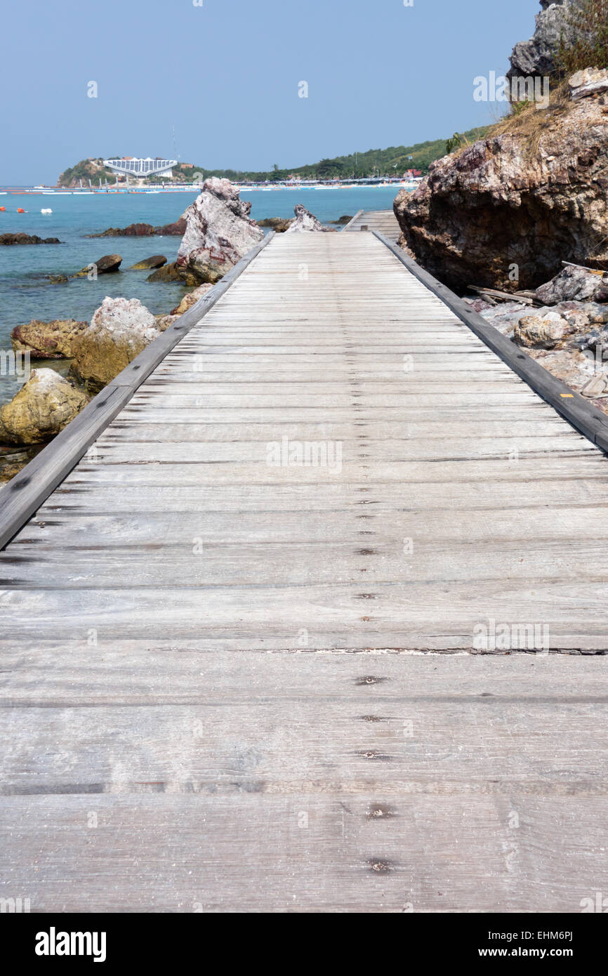 Concrete wooden pedestrian bridge hi-res stock photography and images ...