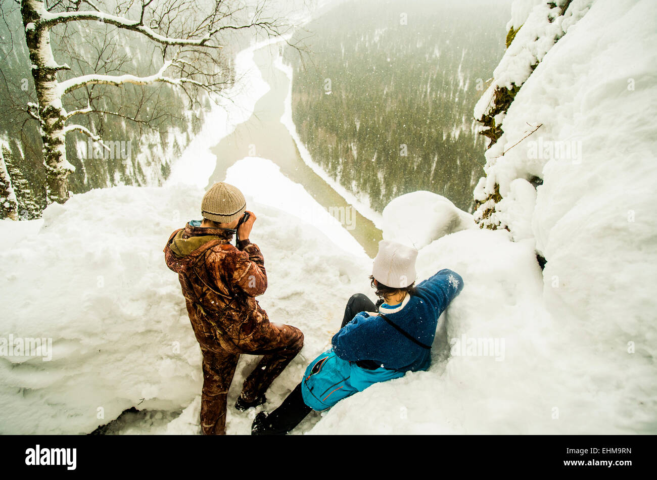 Two young hikers enjoying hi-res stock photography and images - Alamy