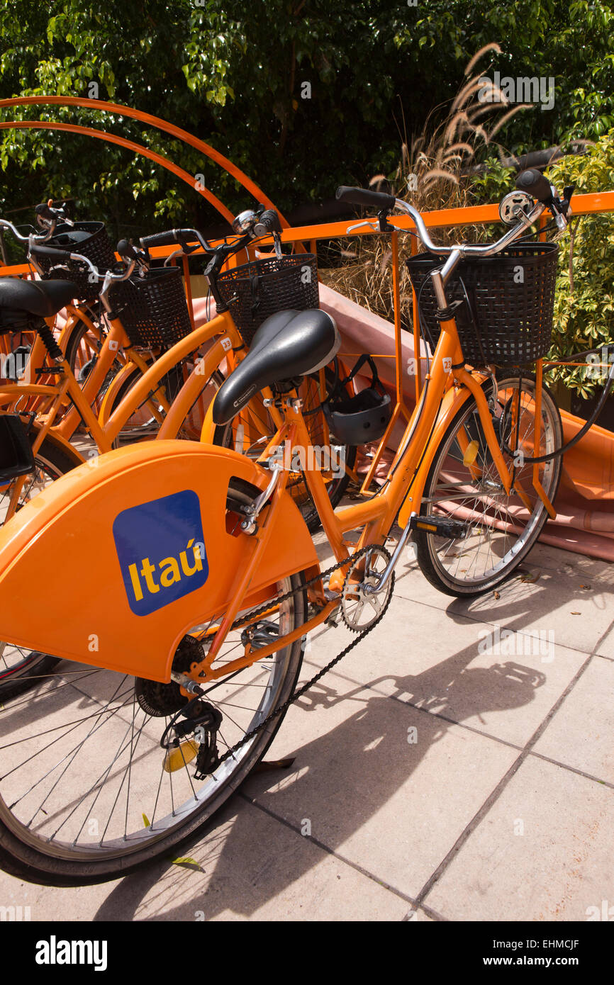 Argentina, Buenos Aires, Recoleta, Plaza Francia, Itau bike hire station, bicycles, waiting to be hired Stock Photo