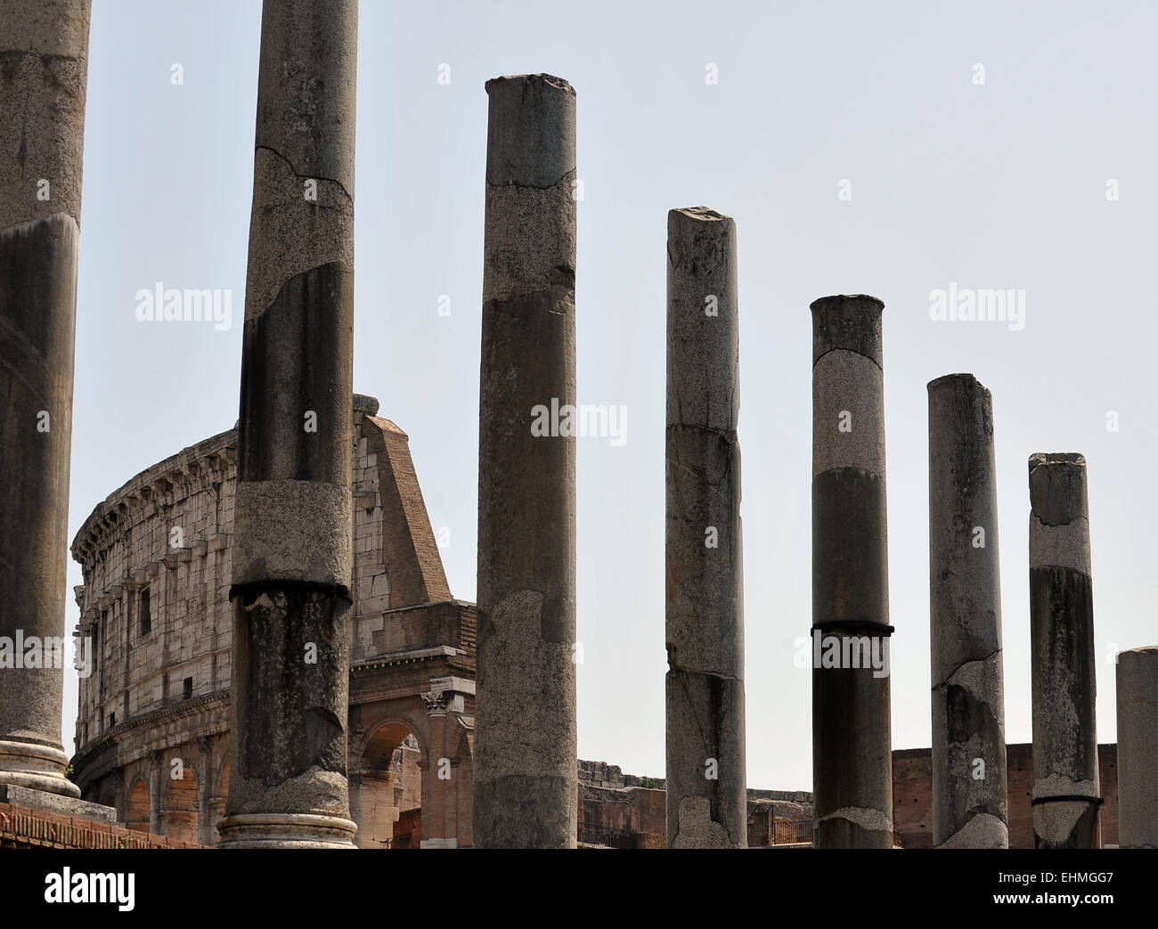 Colisee Rome Columns The Colosseum in Rome, Italy Stock Photo - Alamy