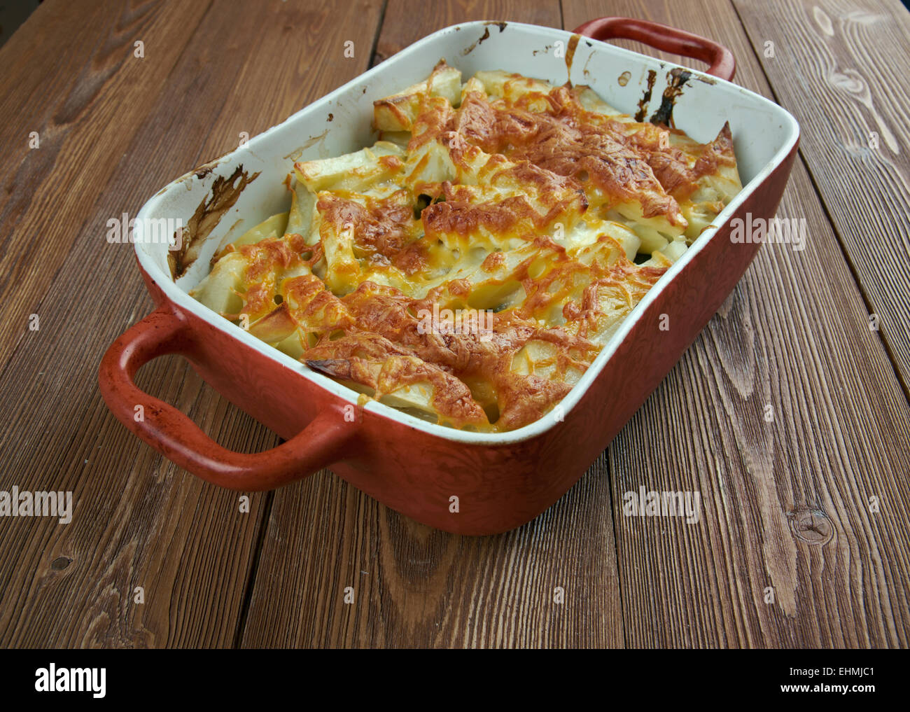 Janssons frestelse traditional Swedish casserole made of potatoes