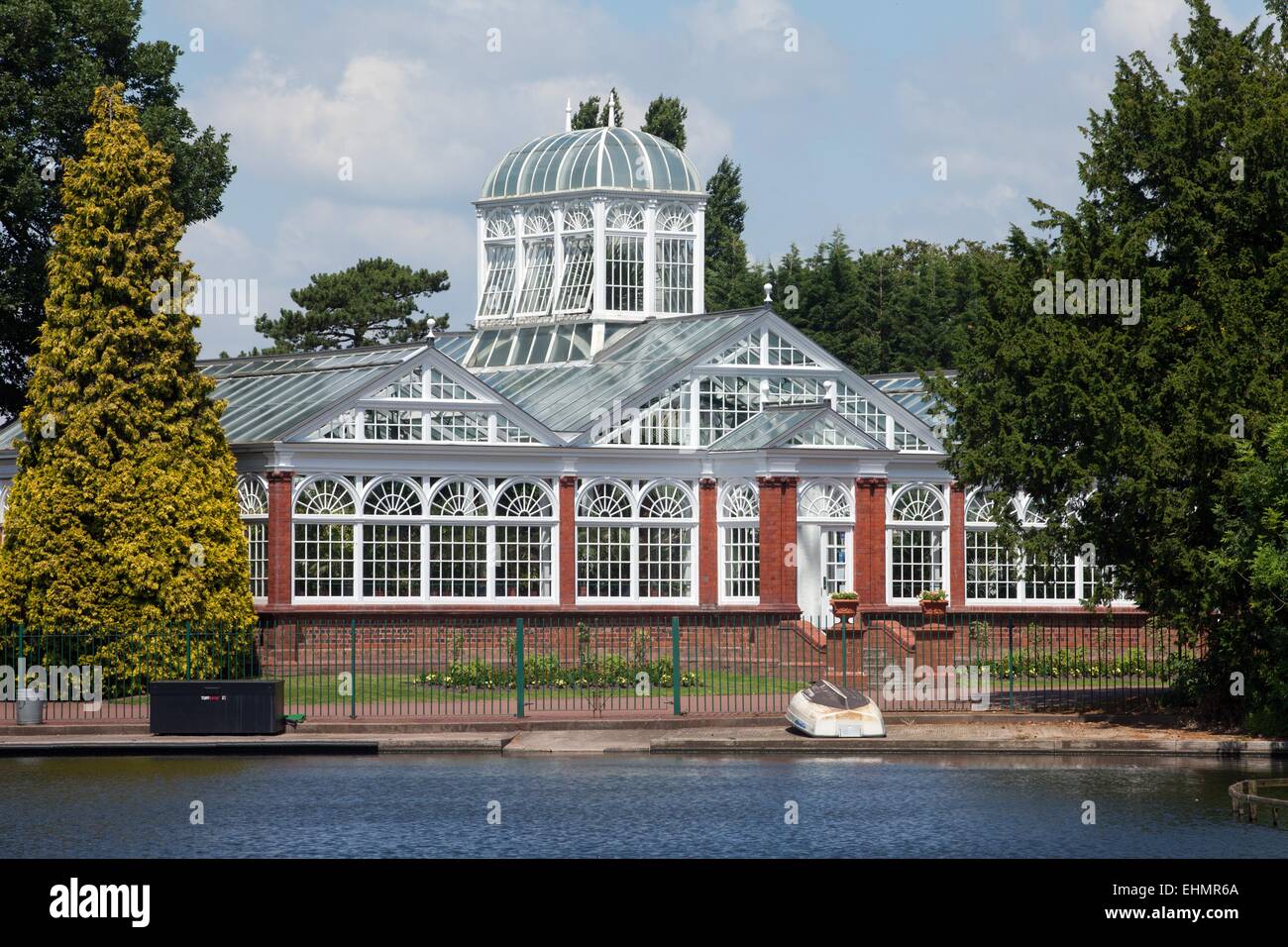 Victorian conservatory by the lake in West Park, Wolverhampton Stock