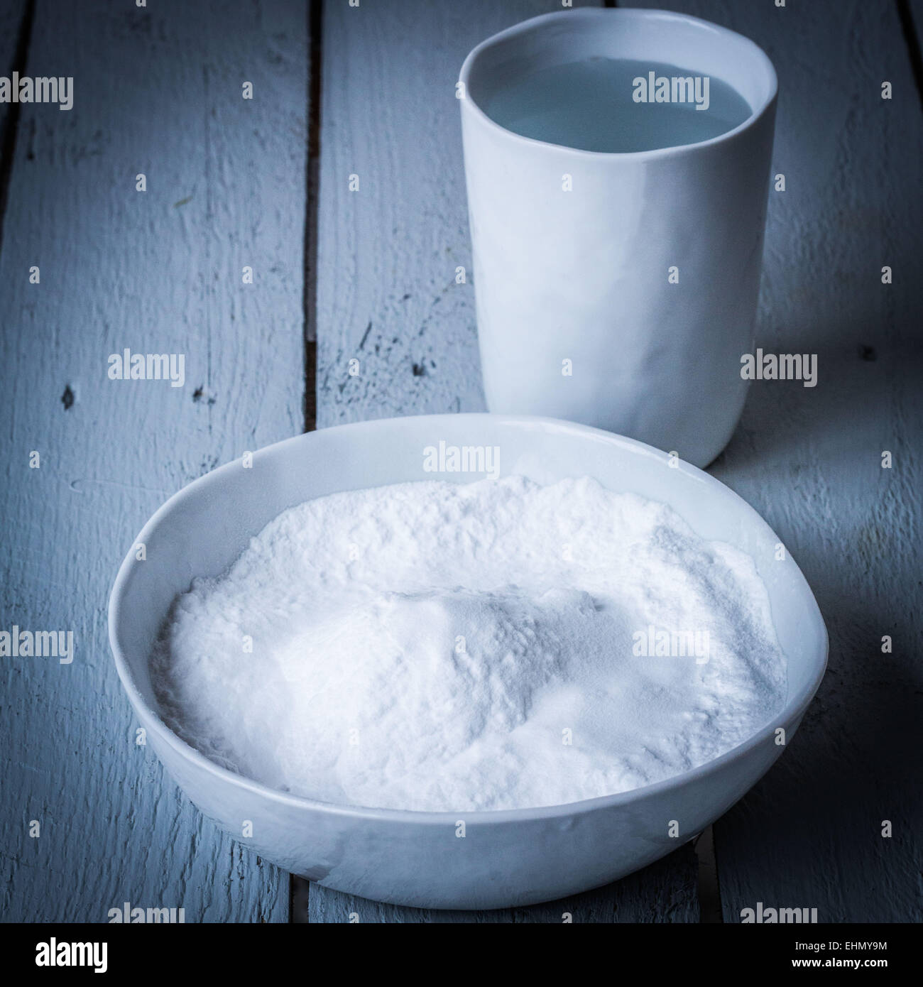 Bicarbonate water hires stock photography and images Alamy
