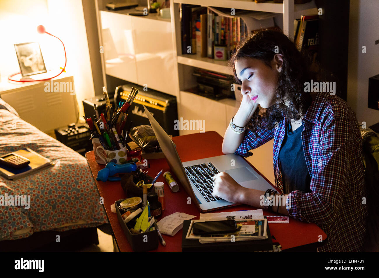 Using a laptop computer hi-res stock photography and images - Alamy