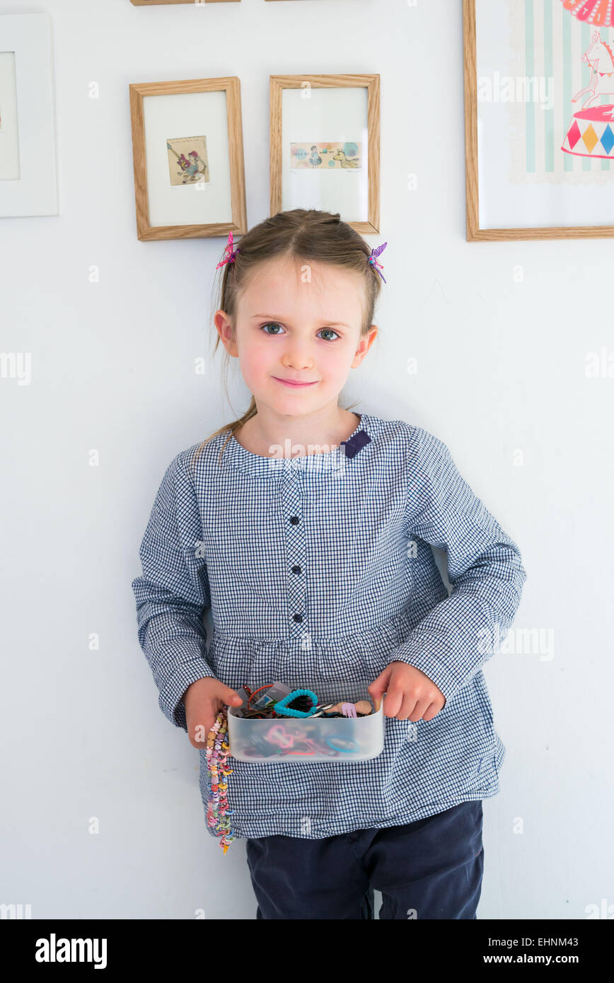 2 Year Old Girl Brushing Hair Hi res Stock Photography And Images Alamy 2-year-old-girl-brushing-hair-hi-res-stock-photography-and-images-alamy