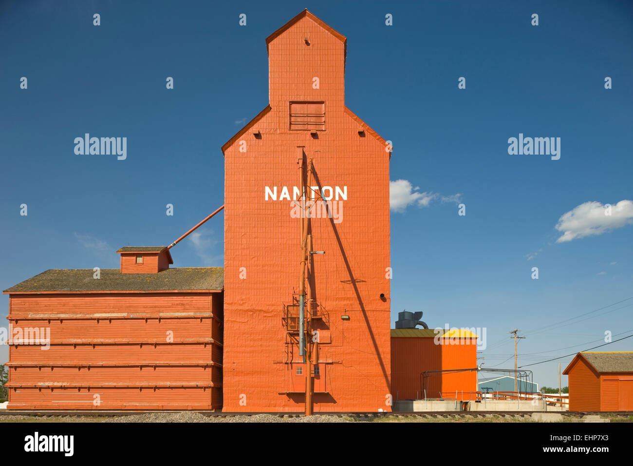 WOOD FRAMED GRAIN ELEVATORS NANTON ALBERTA CANADA Stock Photo