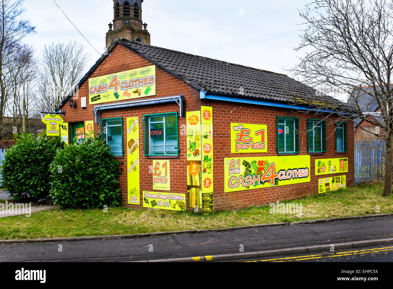 Used clothes shop hires stock photography and images Alamy