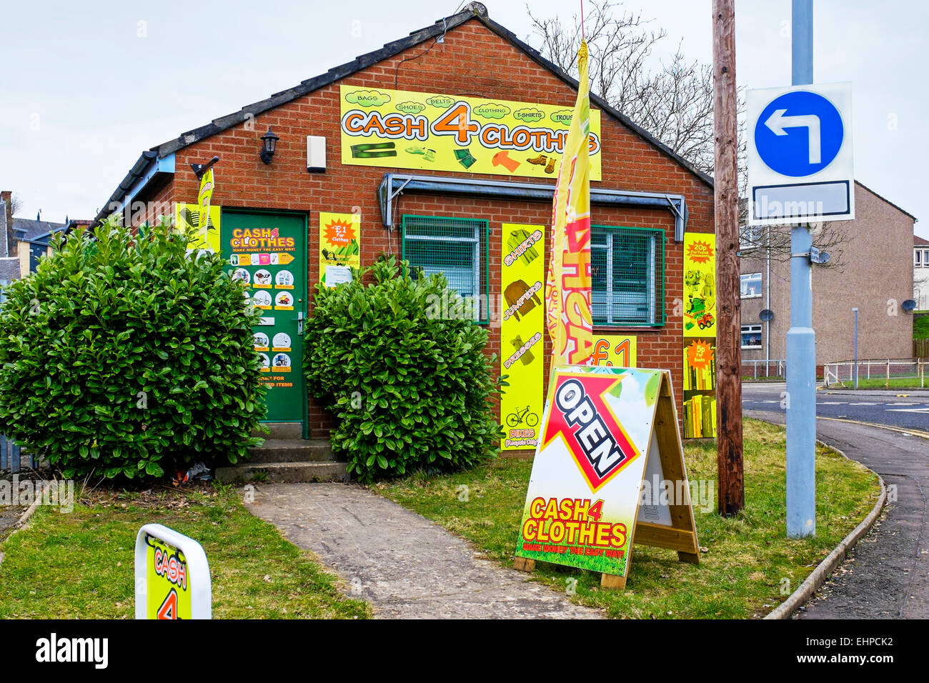 Used clothes shop hires stock photography and images Alamy