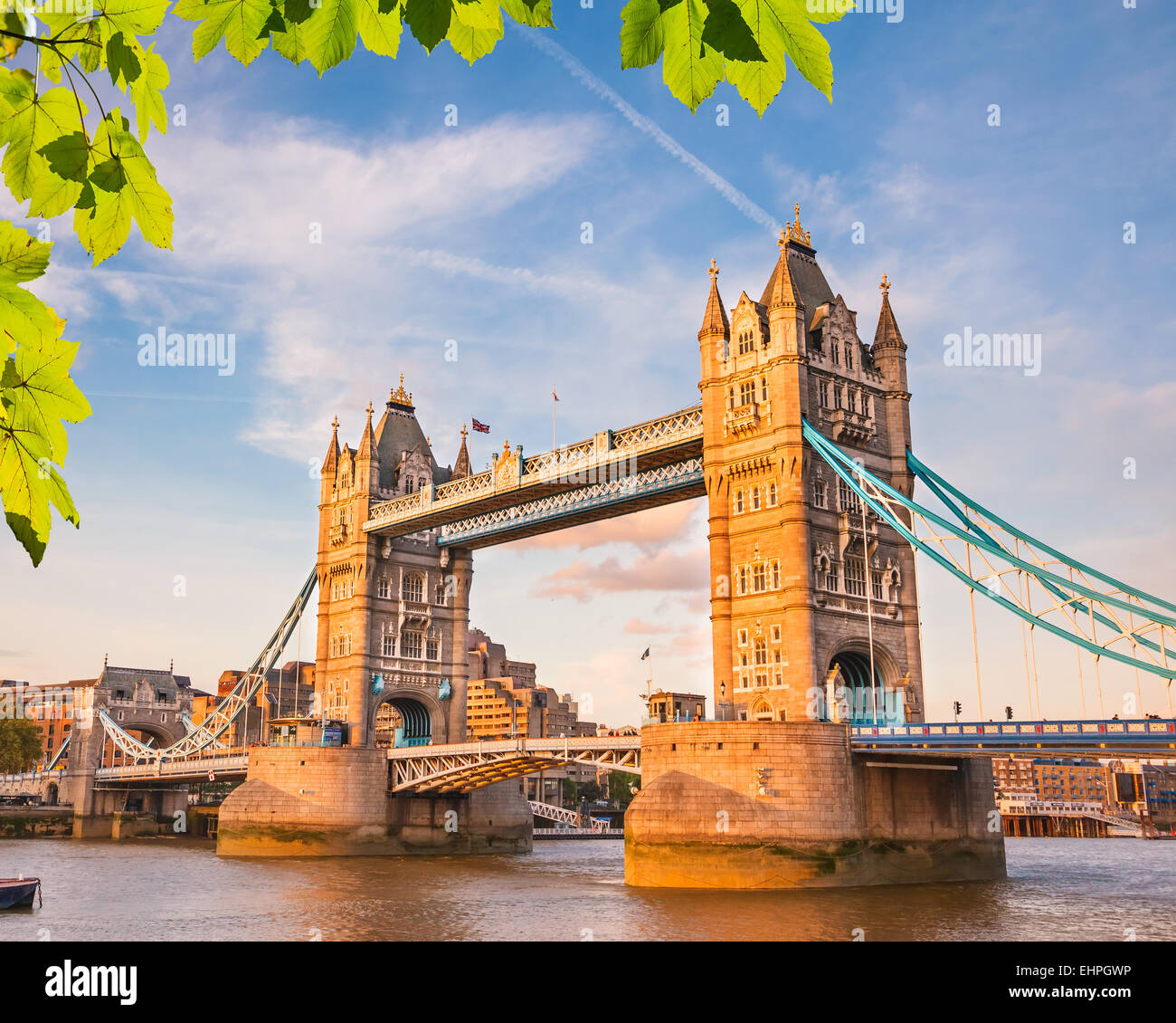 Tower Bridge High Resolution Stock Photography And Images Alamy