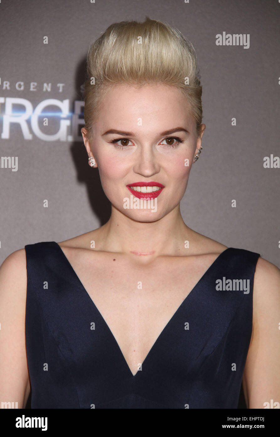Veronica roth headshot hi-res stock photography and images - Alamy