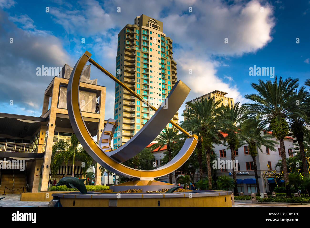 SAINT PETERSBURG, FLORIDA - NOVEMBER 5: The Sundial Sculpture on November 5, 2014 in downtown Saint Petersburg, Florida. The scu Stock Photo