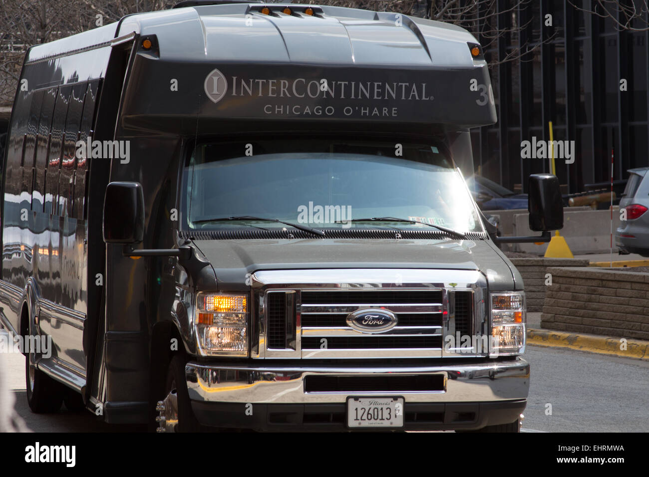 Intercontinental Chicago O'Hare hotel shuttle bus at Chicago O'Hare International airport, Rosemont, Illinois, USA Stock Photo
