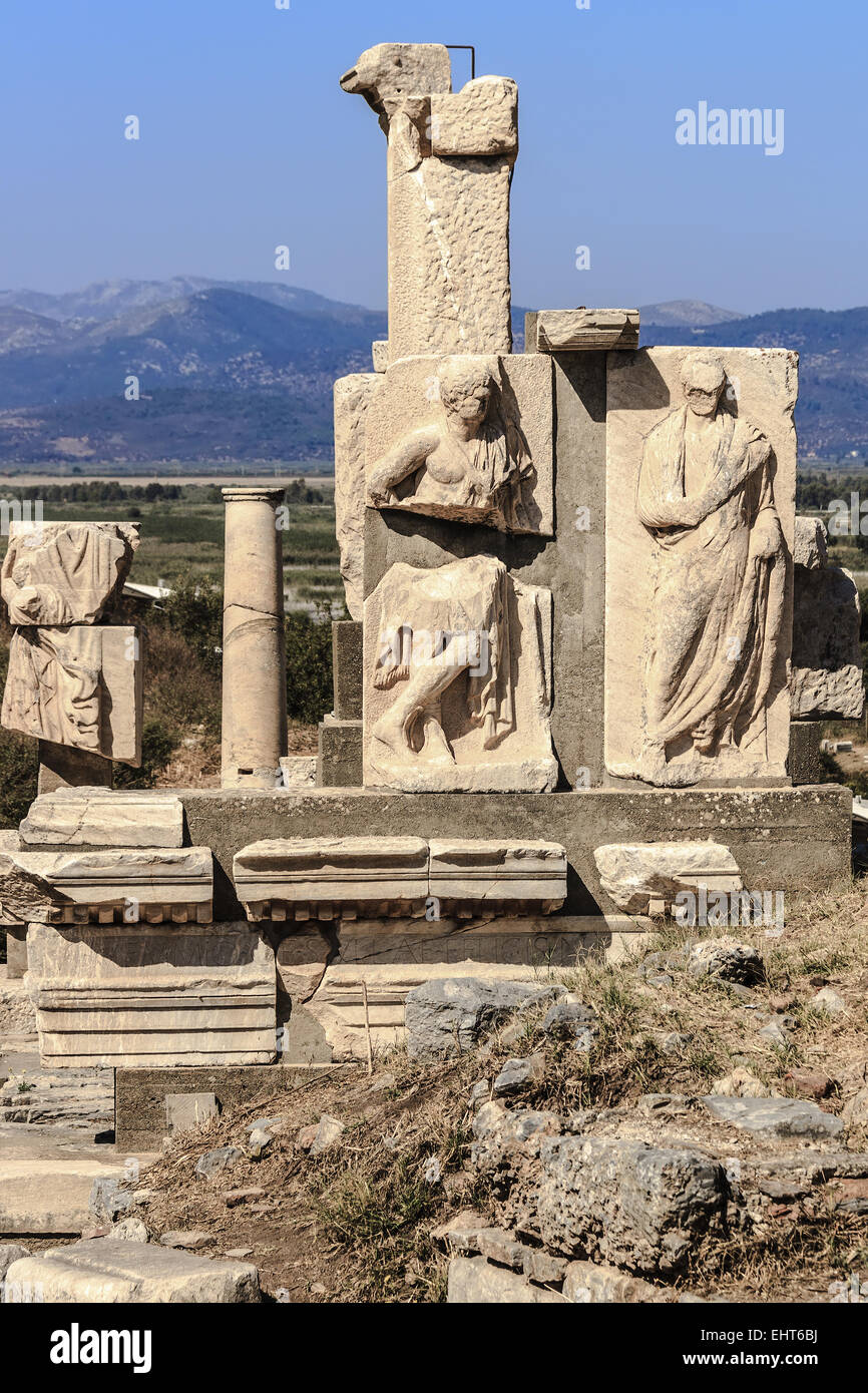 Gate of Heracles sculptures Ephesus Turkey Stock Photo - Alamy