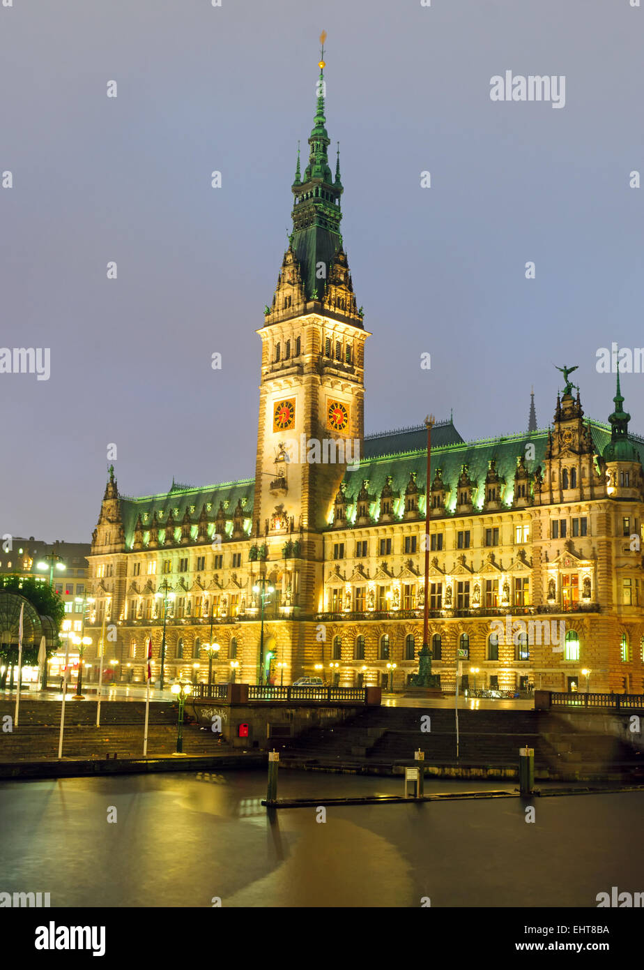 Hamburgs townhall at night Stock Photo Alamy