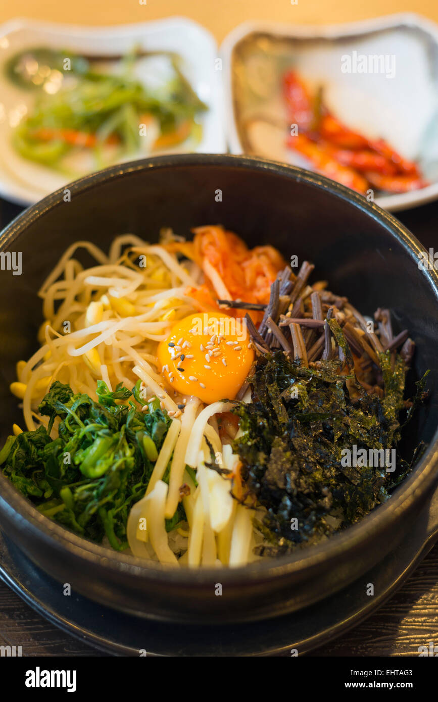 Korean restaurant interior hi-res stock photography and images - Alamy