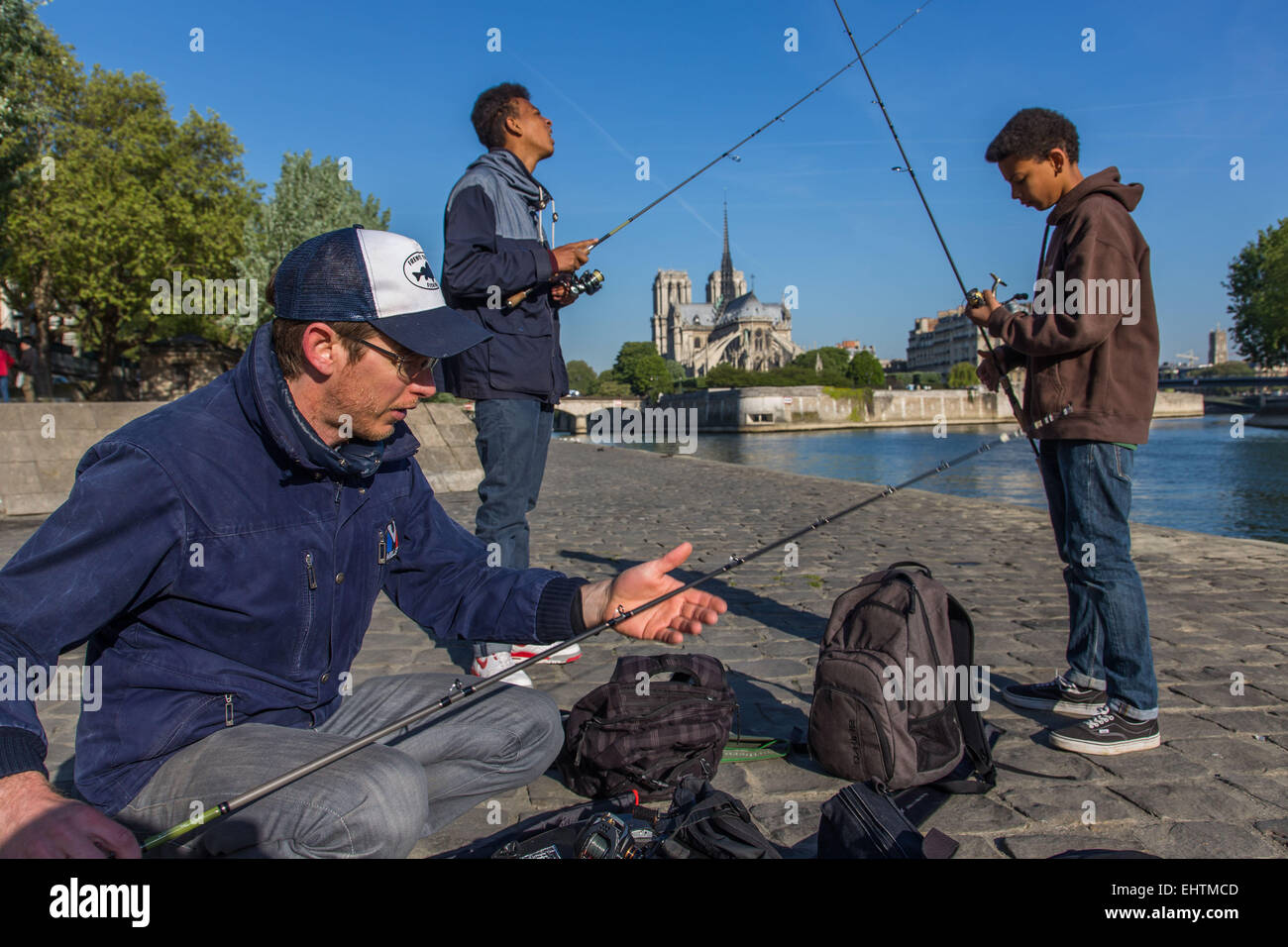 PARIS STREET FISHING Stock Photo - Alamy