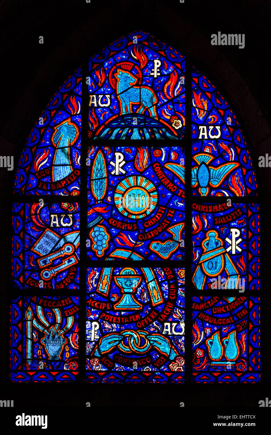 RELIGIOUS STAINED GLASS, FRANCOIS DECORCHEMONT, FRANCE Stock Photo