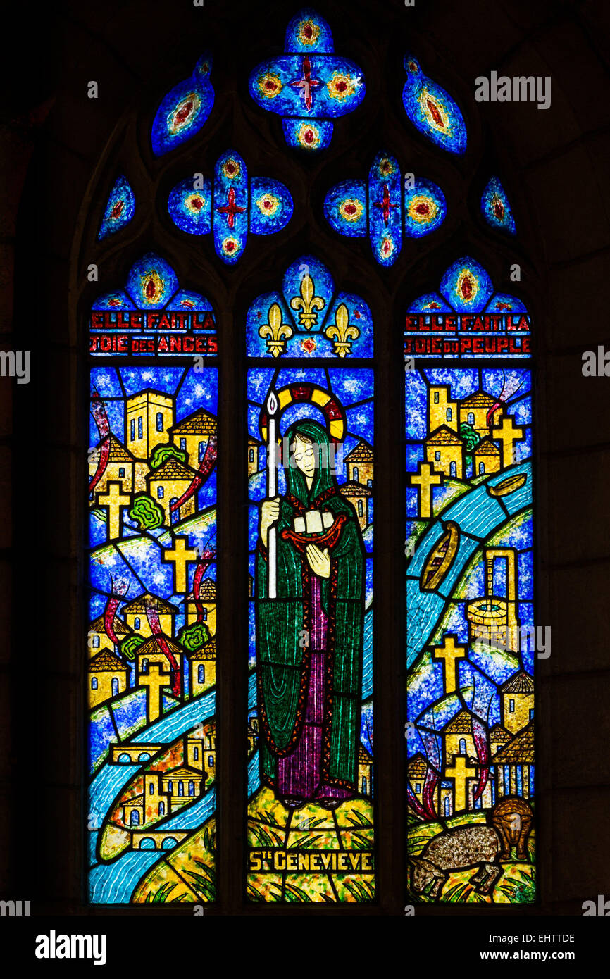 RELIGIOUS STAINED GLASS, FRANCOIS DECORCHEMONT, FRANCE Stock Photo Alamy