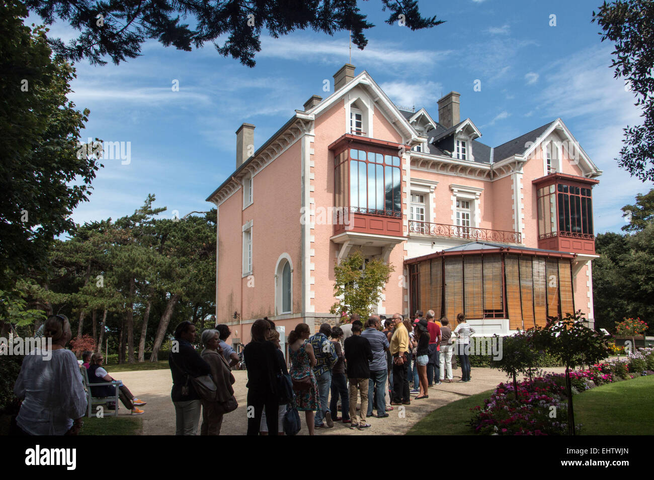 Christian dior museum hi-res stock photography and images - Alamy