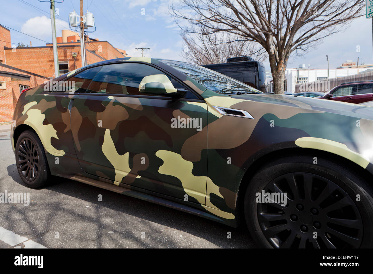 Camouflage vinyl wrap hi-res stock photography and images - Alamy