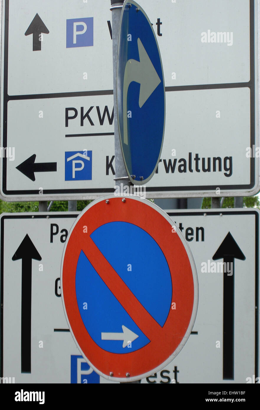 Parkplatz Parking Schild German Enamel Sign Stock Photo, Picture