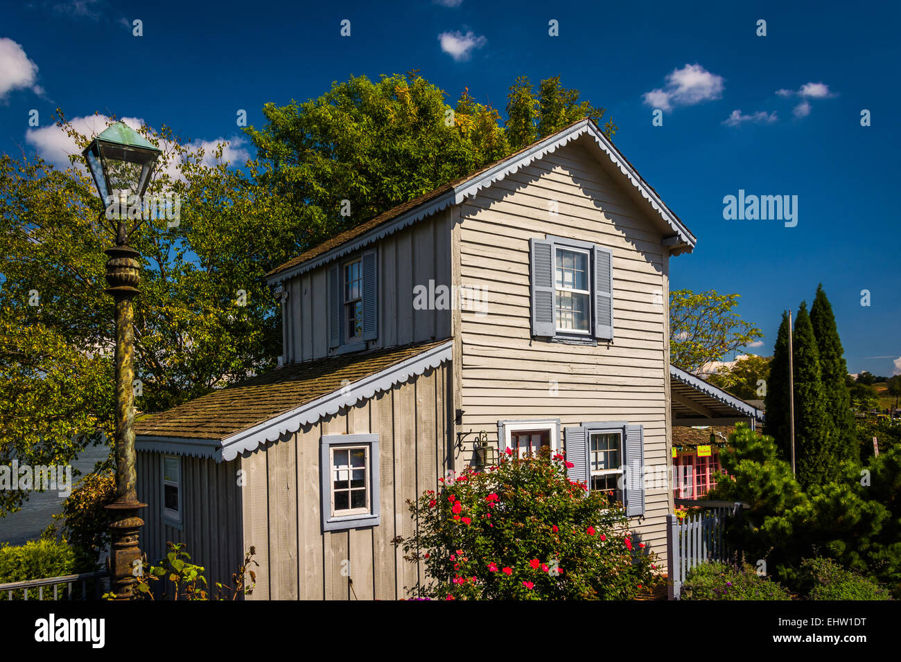 Small house in Chesapeake City, Maryland Stock Photo - Alamy