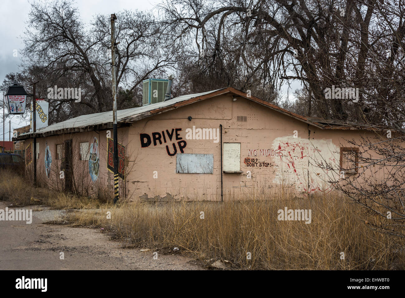 Abandoned building in Moriarty, New Mexico Stock Photo Alamy