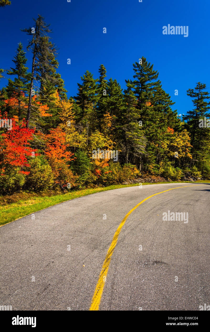 Mount washington new hampshire autumn hi-res stock photography and ...