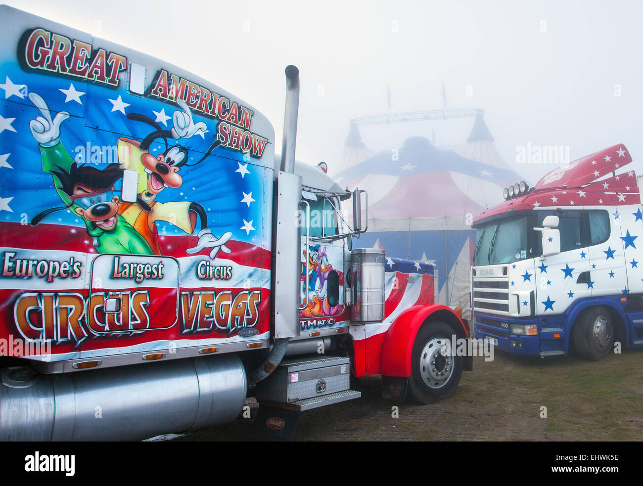 Uncle sams american circus hi-res stock photography and images - Alamy