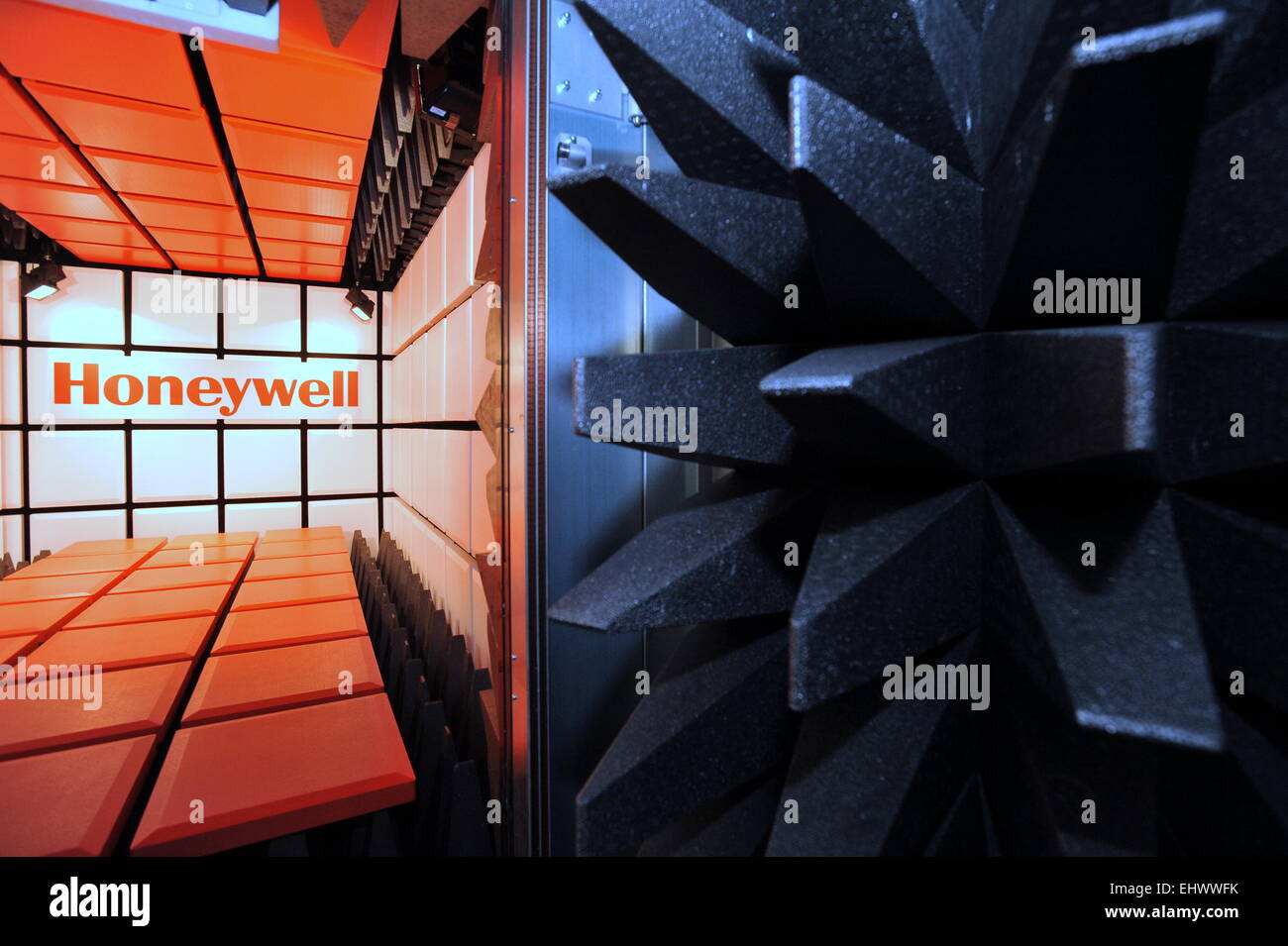 Honeywell hires stock photography and images Alamy