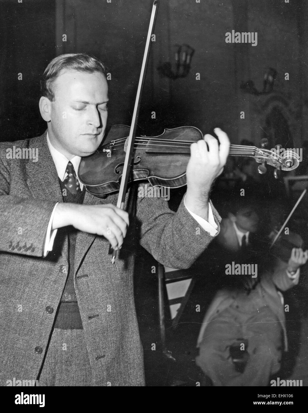 YEHUDI MENUHIN (19161999) American violinist about 1950 Stock Photo