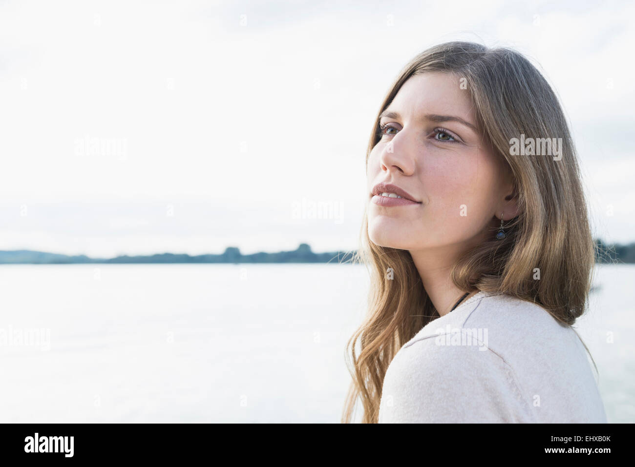 Portrait pretty young woman hi-res stock photography and images - Alamy