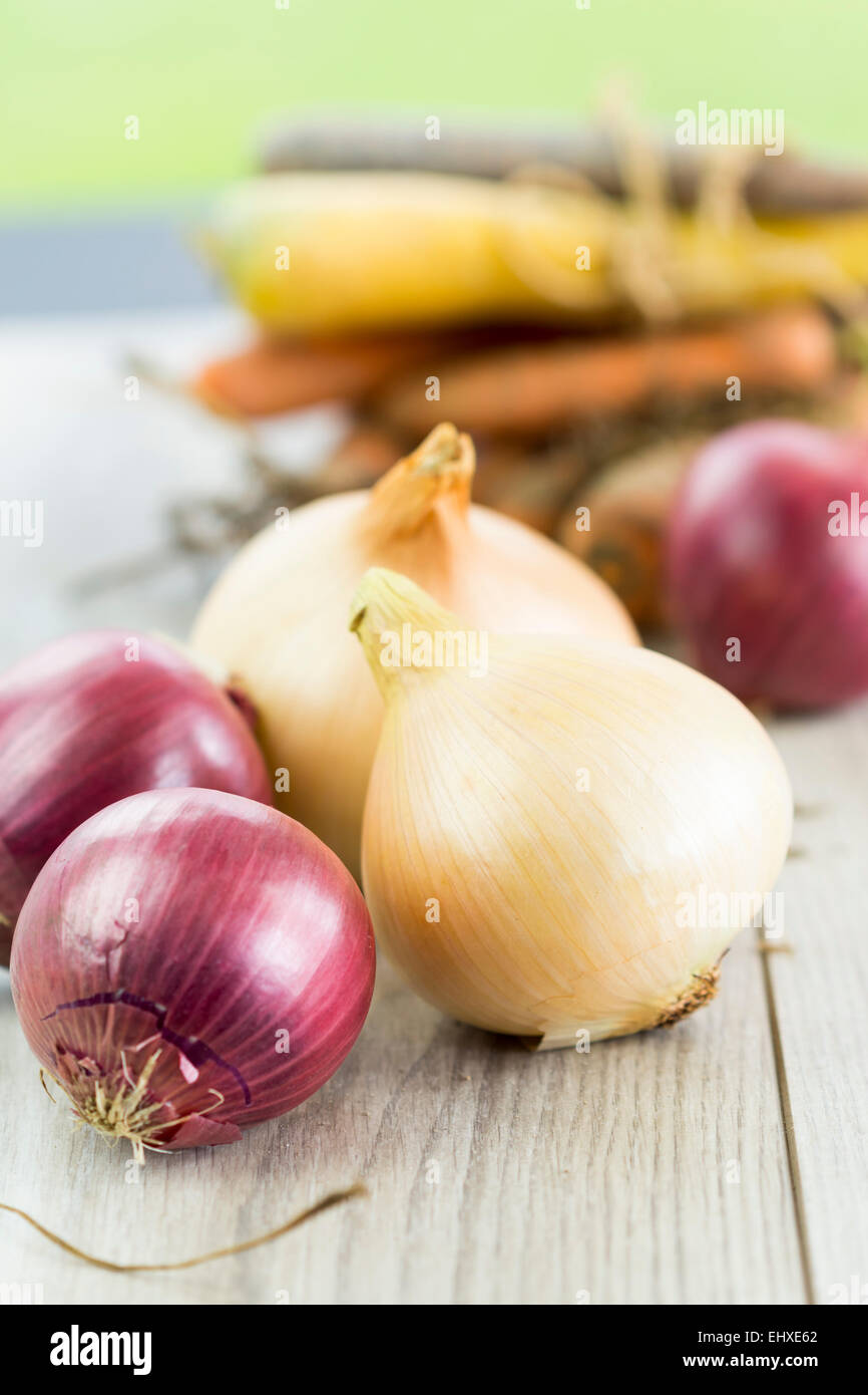 Food image of white onions hi-res stock photography and images - Alamy