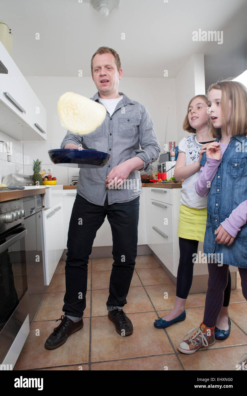 Children throwing dishes hires stock photography and images Alamy