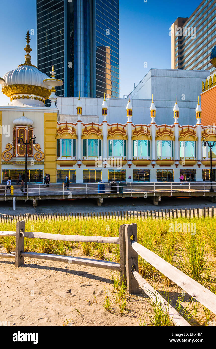Dunes hotel and casino hi-res stock photography and images - Alamy