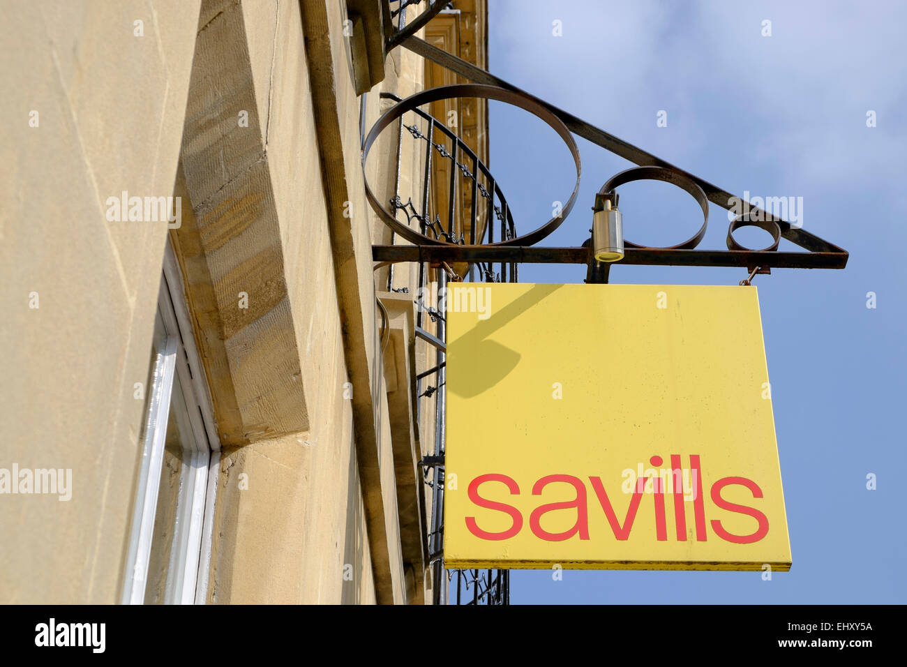 Estate agent estate savills hires stock photography and images Alamy
