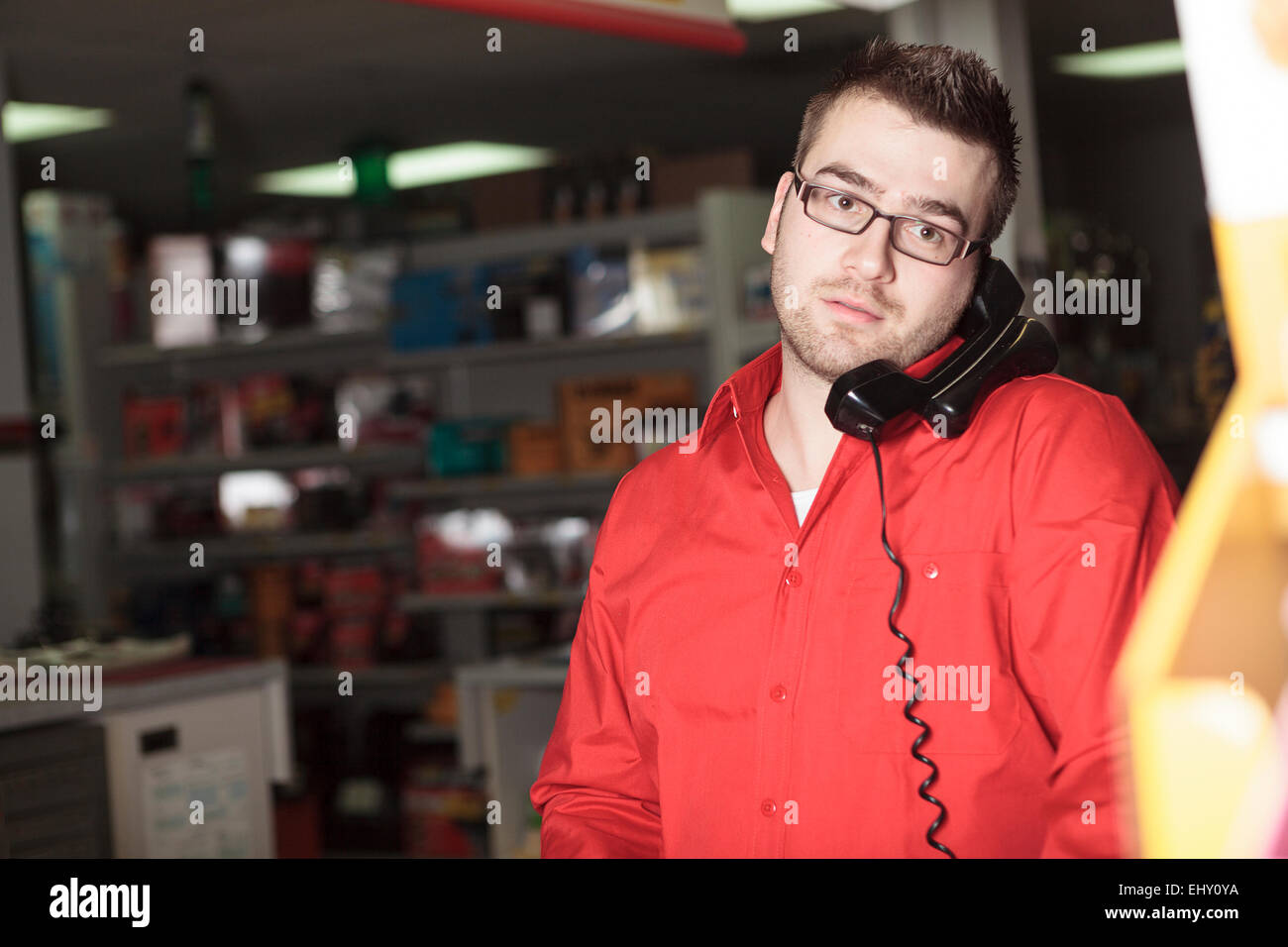 Hardware store employee Stock Photo Alamy