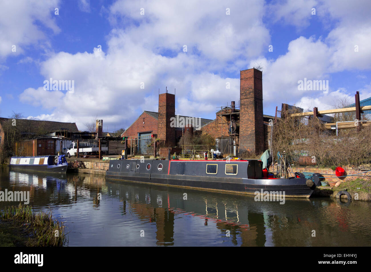 Industrial Scene at Stourbridge Canal, Brierley Hill, West Midlands, England, UK Stock Photo