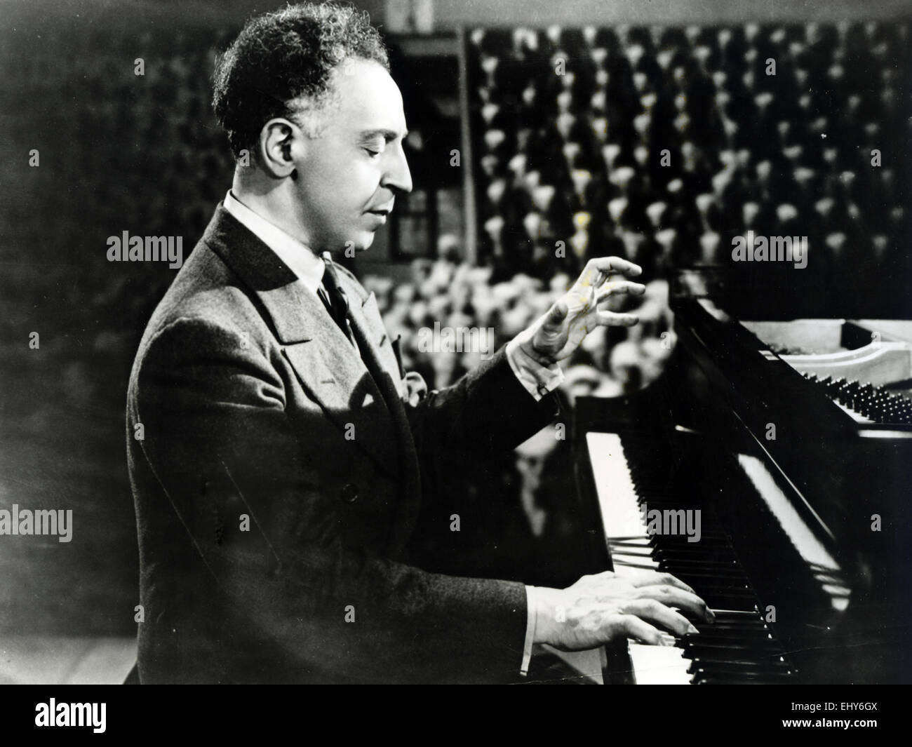 Arthur rubinstein hi-res stock photography and images - Alamy