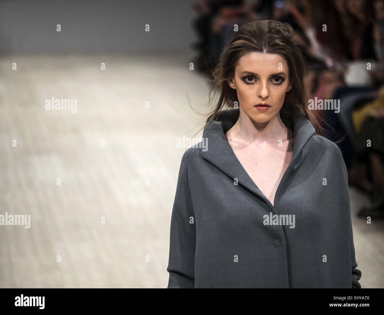 The model shows a new collection of Anette Gotz the 36th Ukrainian Fashion Week. 18th Mar, 2015. -- Anette Gotz (Germany) presented a new collection at the 36th Ukrainian Fashion Week. © Igor Golovniov/ZUMA Wire/Alamy Live News Stock Photo