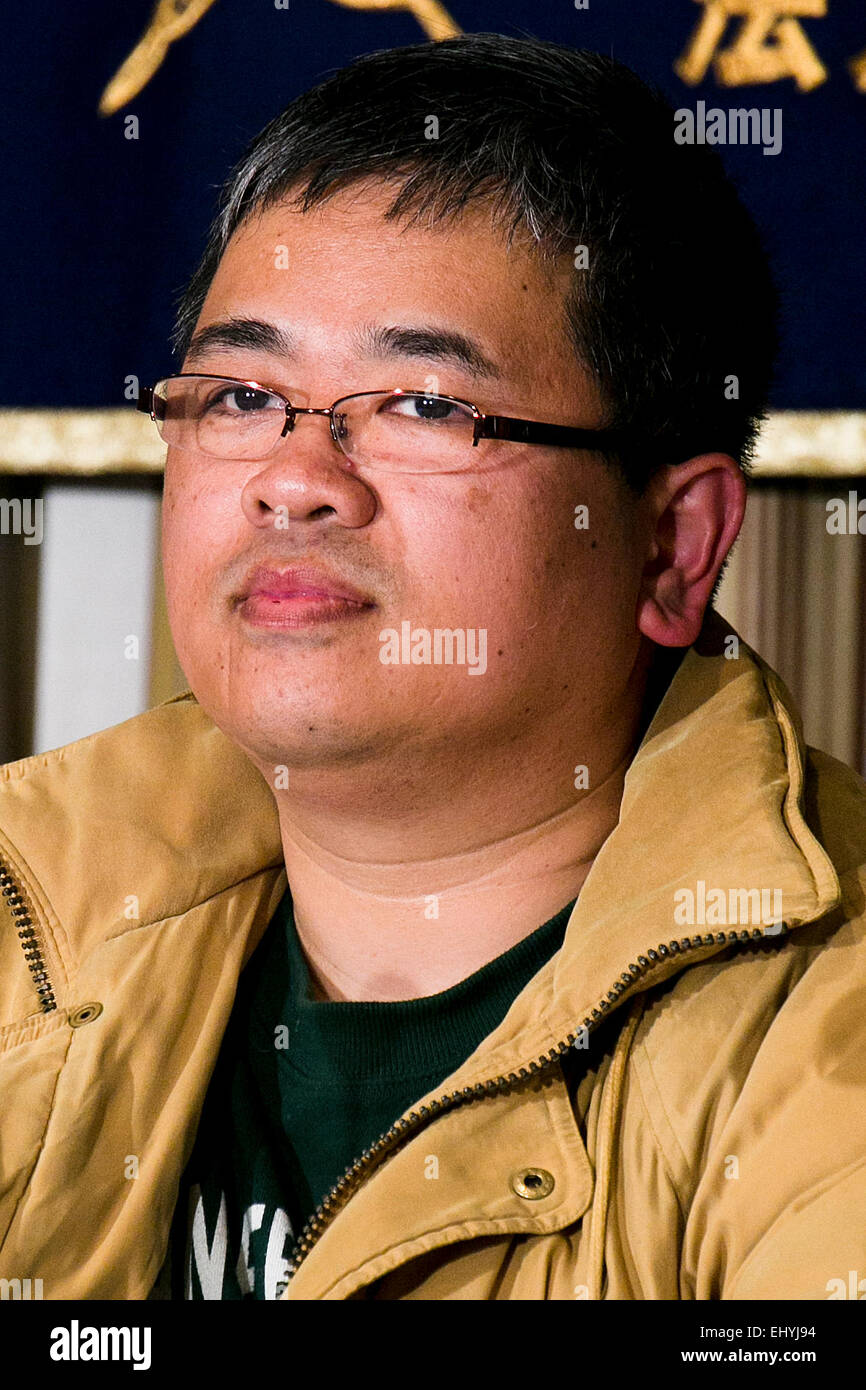 Tokyo, Japan. 19th March, 2015. Film director Atsushi Sakahara attends a press conference at the Foreign Correspondents' Club of Japan on March 19, 2015, Tokyo, Japan. Sakahara is a survivor of the 1995 Tokyo Subway sarin gas attack. After surviving the attack he left Japan and went to the US to became a filmmaker. March 20th will be the 20th anniversary of the attack and Sakahara met the media to discuss his documentary 'A picture' whose subject matter is 'Aleph'. Credit:  Aflo Co. Ltd./Alamy Live News Stock Photo