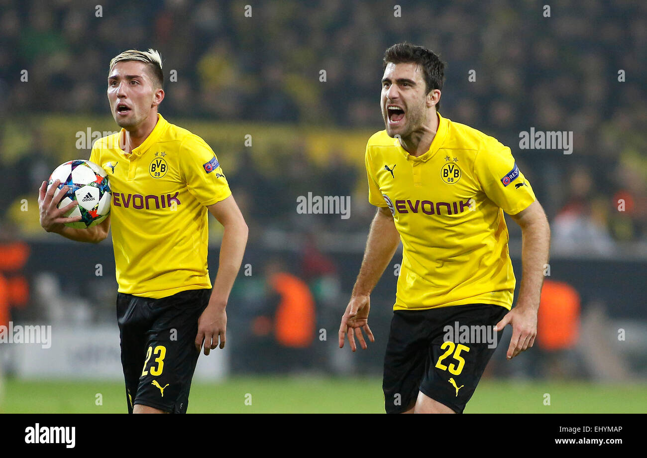 Dortmund, Germany. 18th Mar, 2015. (L R) Kevin Kampl and Sokratis  Papastathopoulos (both of Borussia Dortmund) are angry during the Champions  League match between Borussia Dortmund and Juventus Turin, Signal Iduna Park