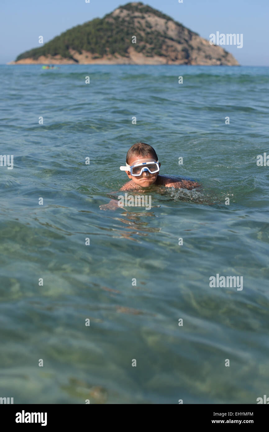 sea goggles swimming