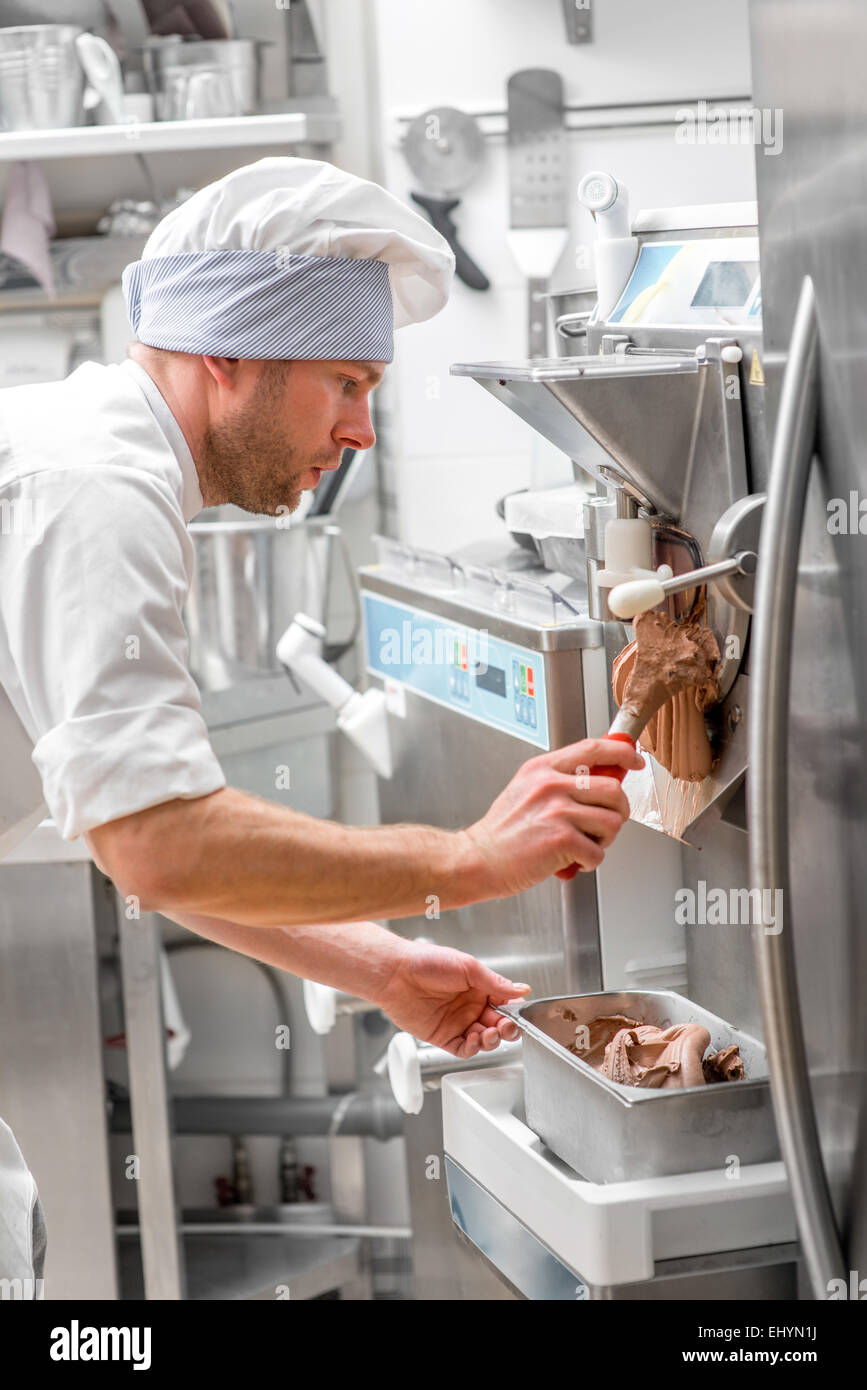 Confectioner making ice cream Stock Photo Alamy