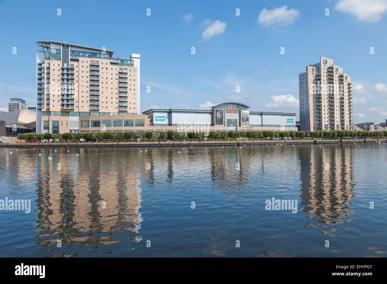 England, Manchester, city, Salford, Quays, Lowry Outlet Shopping Centre Stock Photo