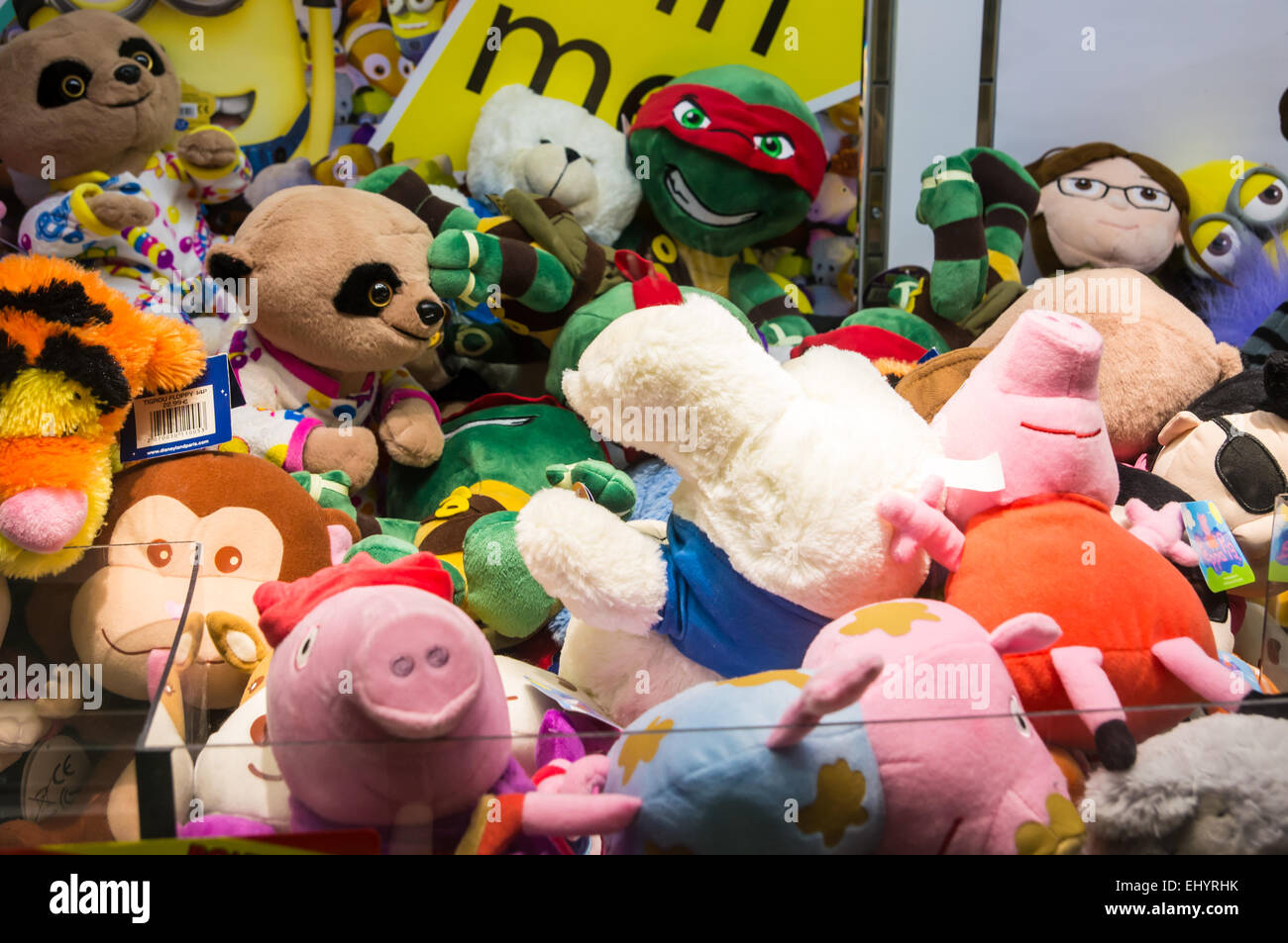 Cuddly toys hi-res stock photography and images - Alamy