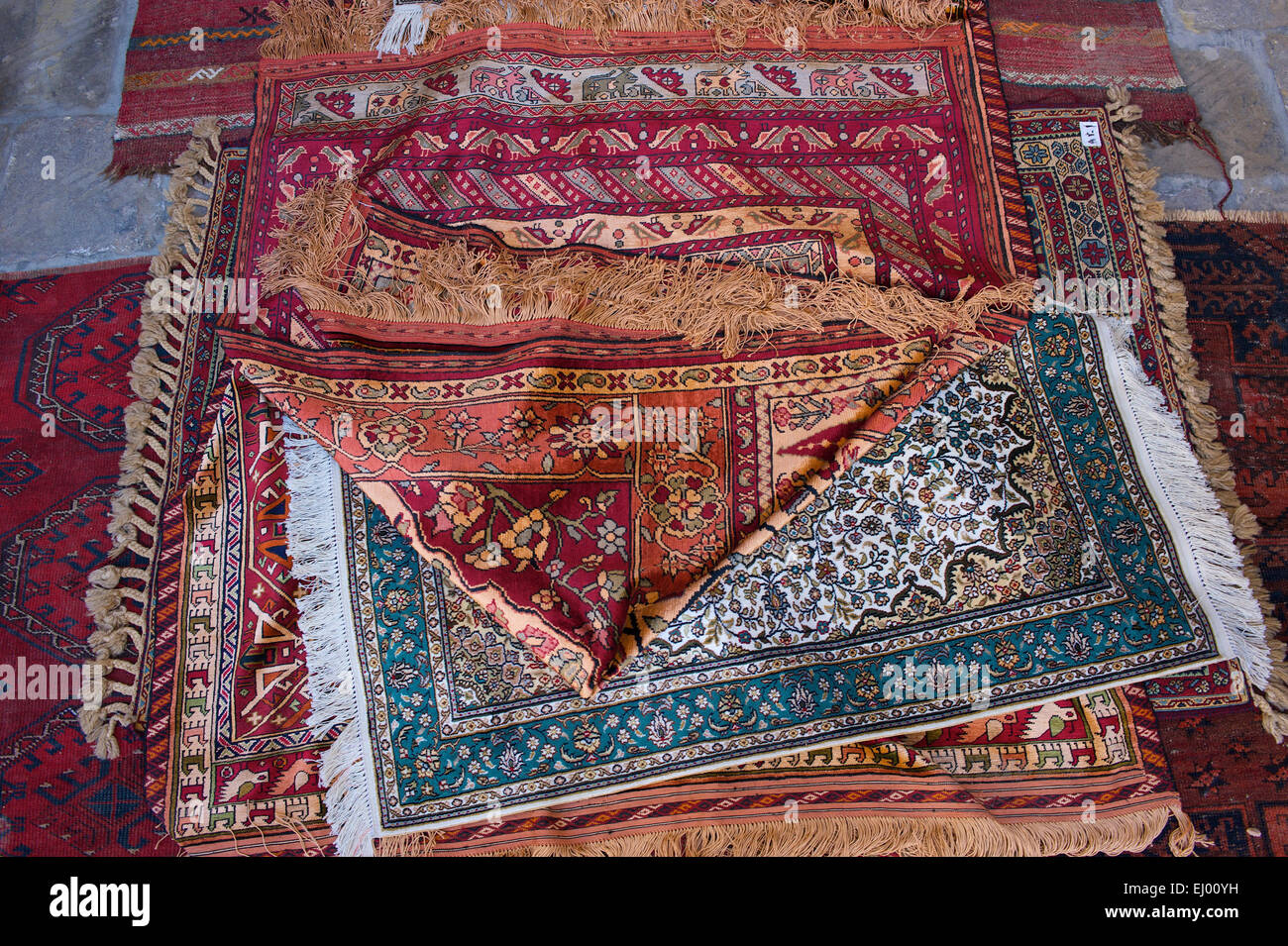 Asia, Uzbekistan, Central Asia, silk road, inside, silk carpet, carpet, wall hanging, souvenir, tradition, traditional, craft, ar Stock Photo
