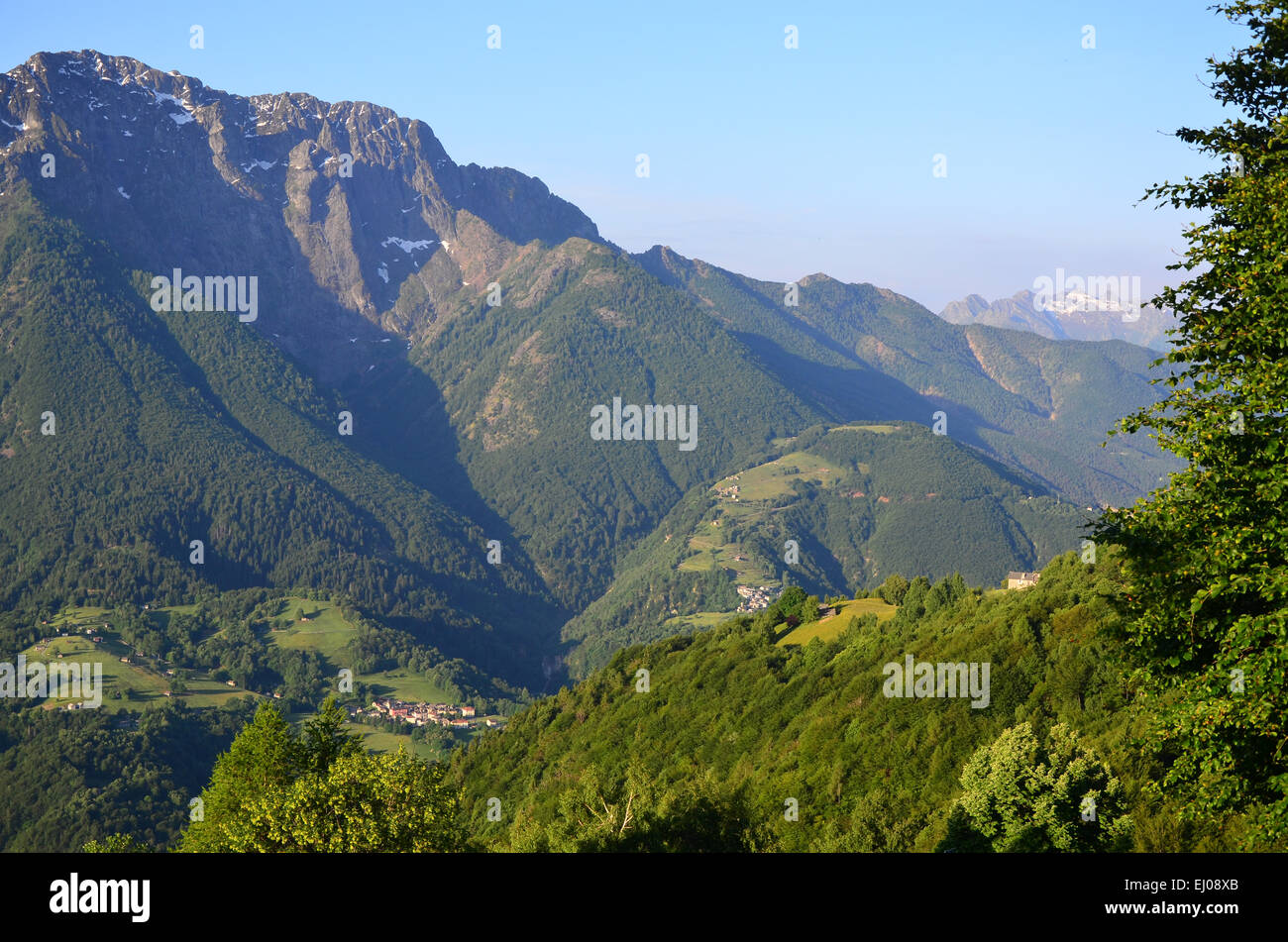 Switzerland, Europe, Ticino, Centovalli, Parco Nazionale del Locarnese, view, Pianascio, mountains, valley, Gridone Stock Photo