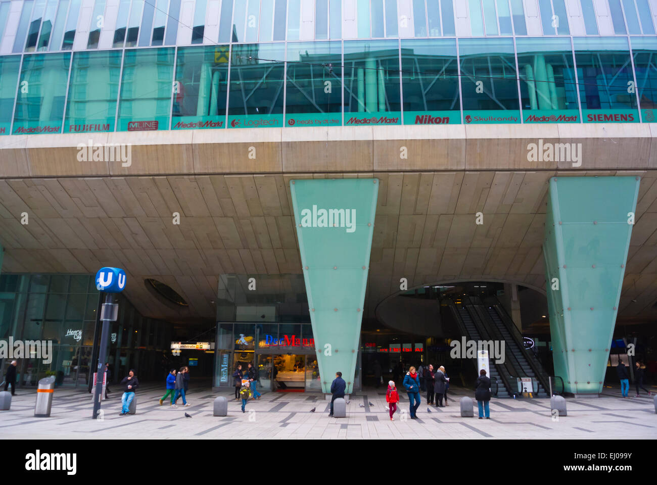 Ubahn railway station hi-res stock photography and images - Alamy